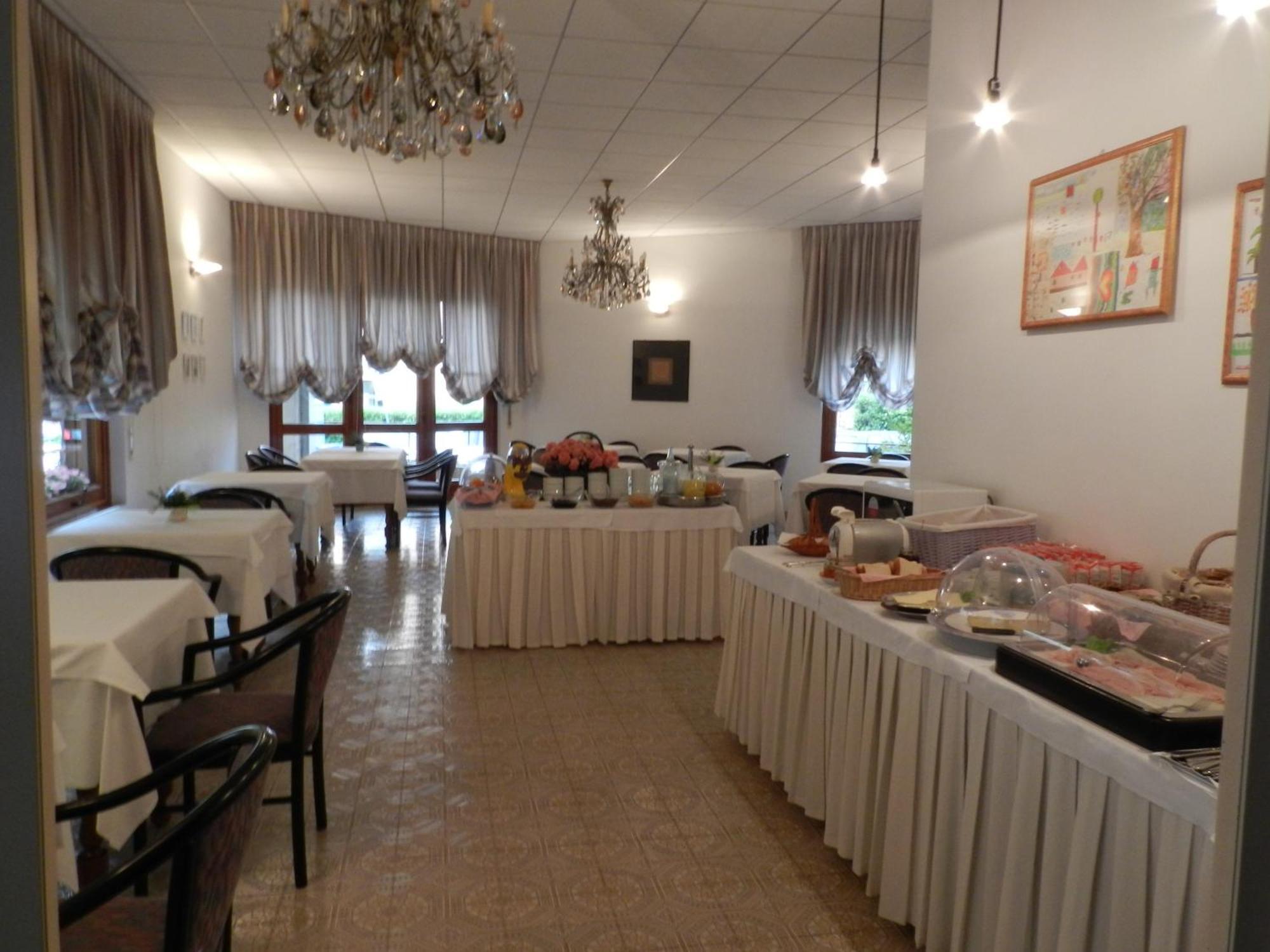 Park Hotel Albisola Superiore Dış mekan fotoğraf